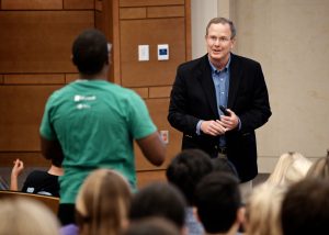 WFU School of Business held a teamwork session w/ new students in Farrell Hall